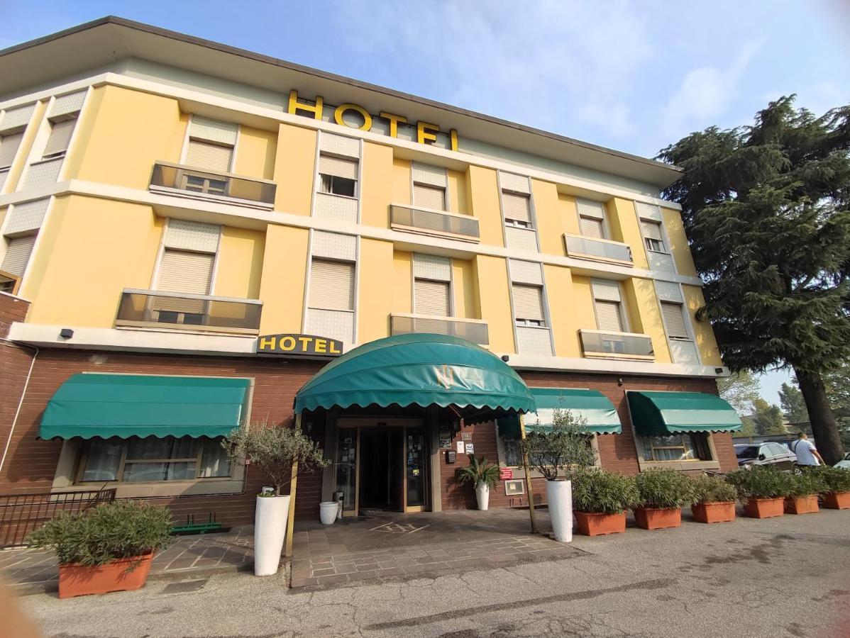 Hotel Industria Μπρέσια Εξωτερικό φωτογραφία